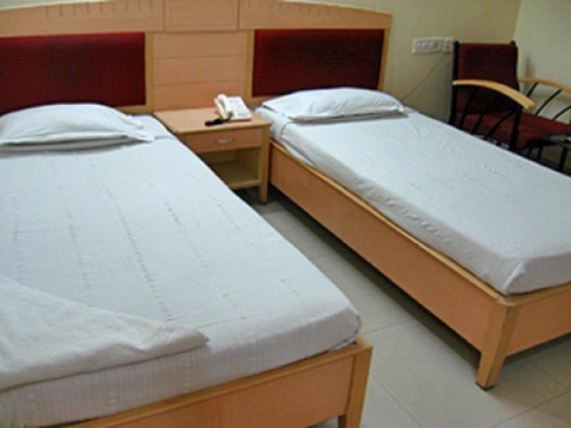 Hotel Padmini Residency Hyderabad Eksteriør billede